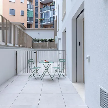 Apartman Navigli Charme Urbano Tra Design E Quiete